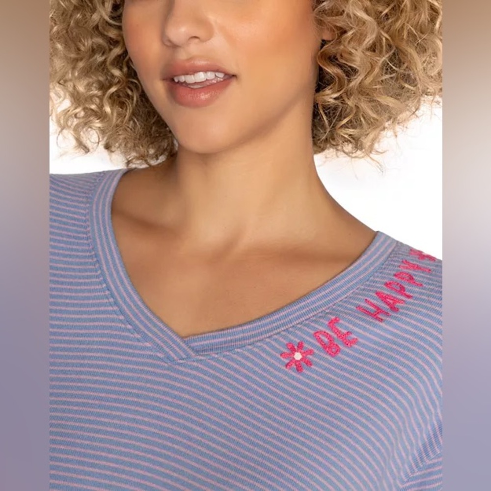 P.J. Salvage striped tee features embroidered flowers "BE HAPPY" size large #57